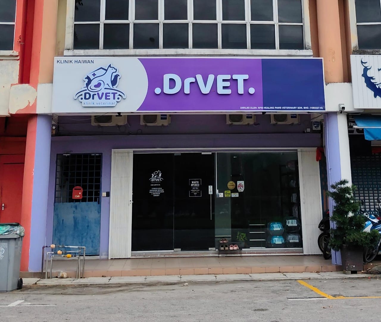 Bangunan Klinik Veterinar DrVET Batu Pahat